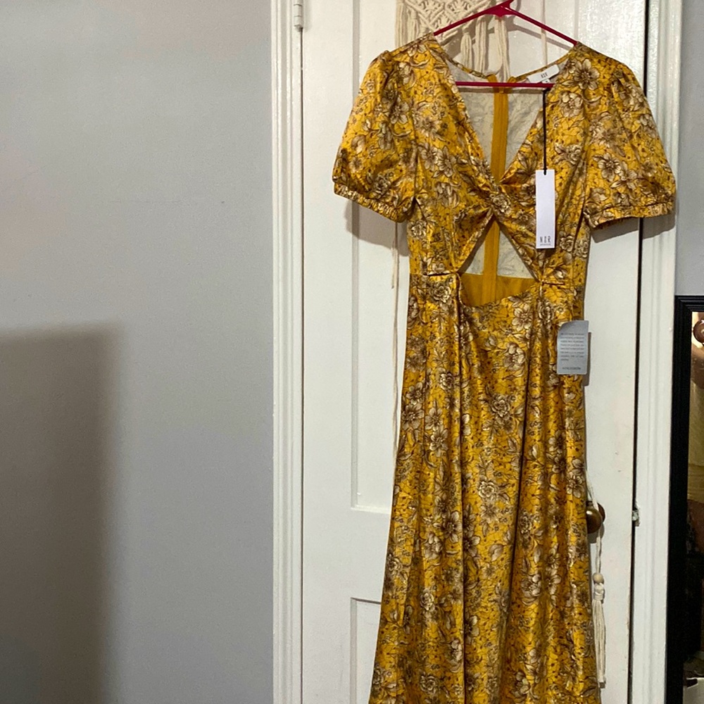 Yellow flower pattern Silk Midi Dress
